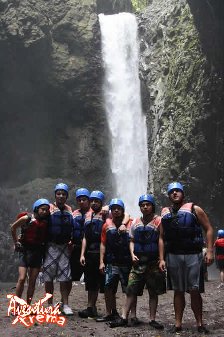 Cascada El Encanto En El Río Filonbobos Veracruz Cascada El Encanto En El Río Filonbobos Veracruz