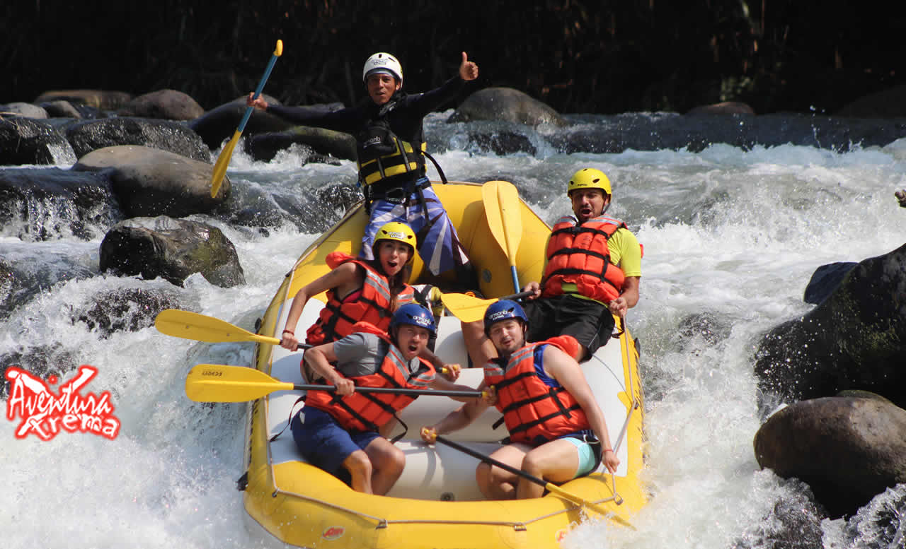 jalcomulco-aventureros2 Descenso Sobre Los Rápidos Del Río Pescados Jalcomulco Veracruz