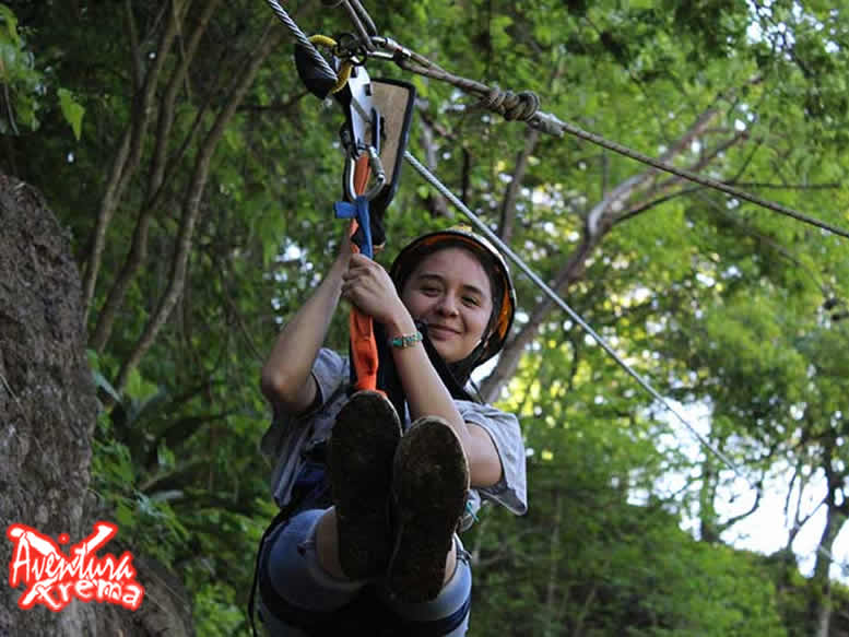 Tirolesa Sobre El Rio Pescados Jalcomulco Veracruz Tirolesa Sobre El Rio Pescados Jalcomulco Veracruz